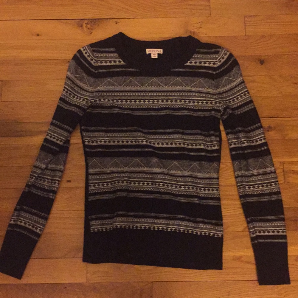 Graphic sweater